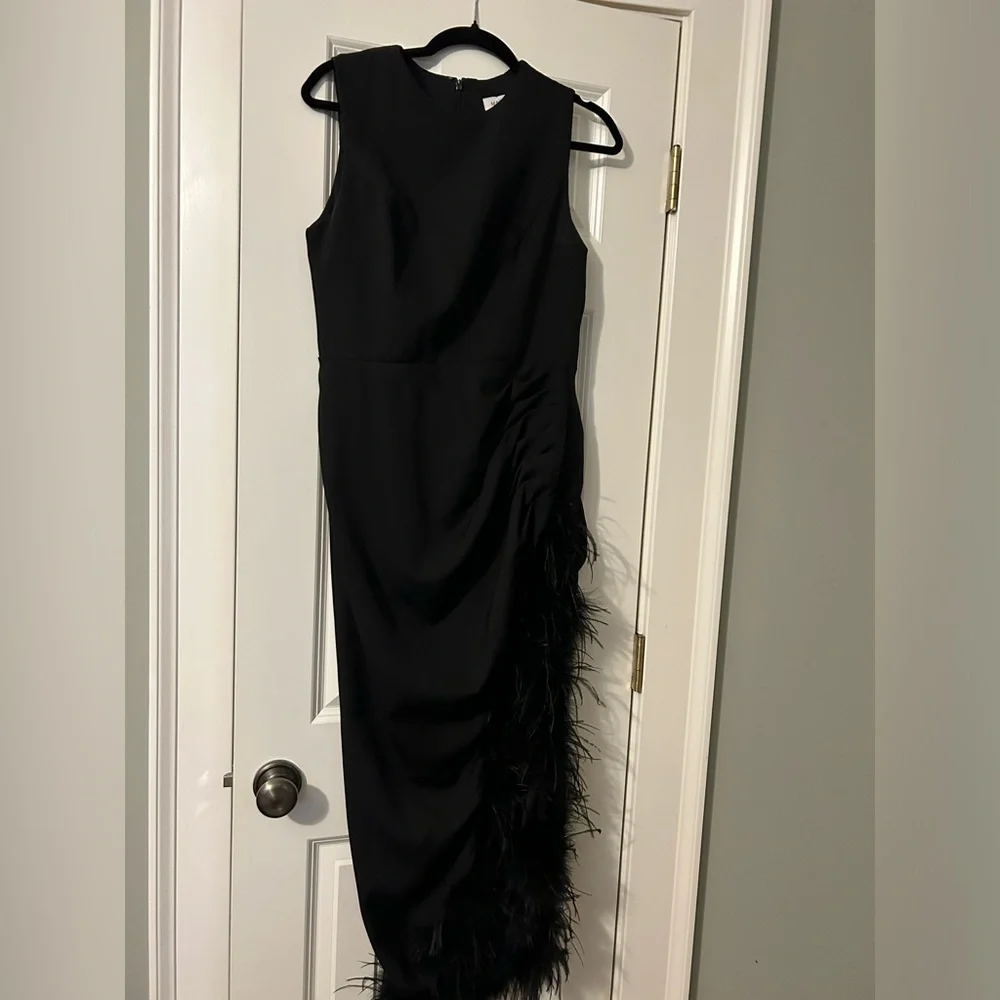 Mac Duggal Feather Trim Asymmetric Dress- BLACK, Size 8 - Picture 3 of 4